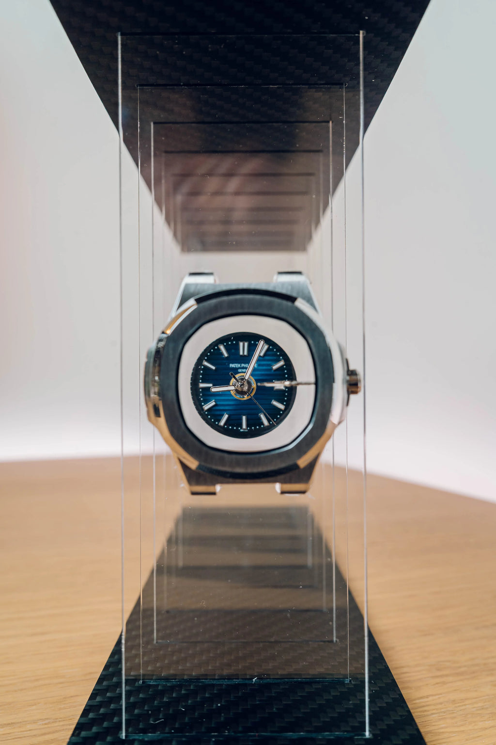 TIMELESS / 011 - Plain Blue